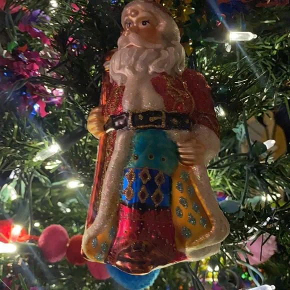 Waterford Holiday Heirloom Santa with beautifully colorful jacket✨🎅🏻🎄💕 Ornaments